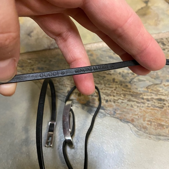 Gucci watch and silver ring - Picture 3 of 4